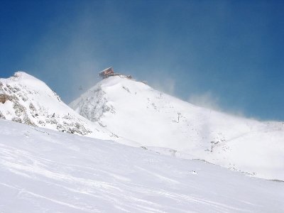 Eindrucksvoller Blick aus der 4-SB Herpie auf den 3323 m hohen Pic Blanc mit PB und 4-SB Glacier.