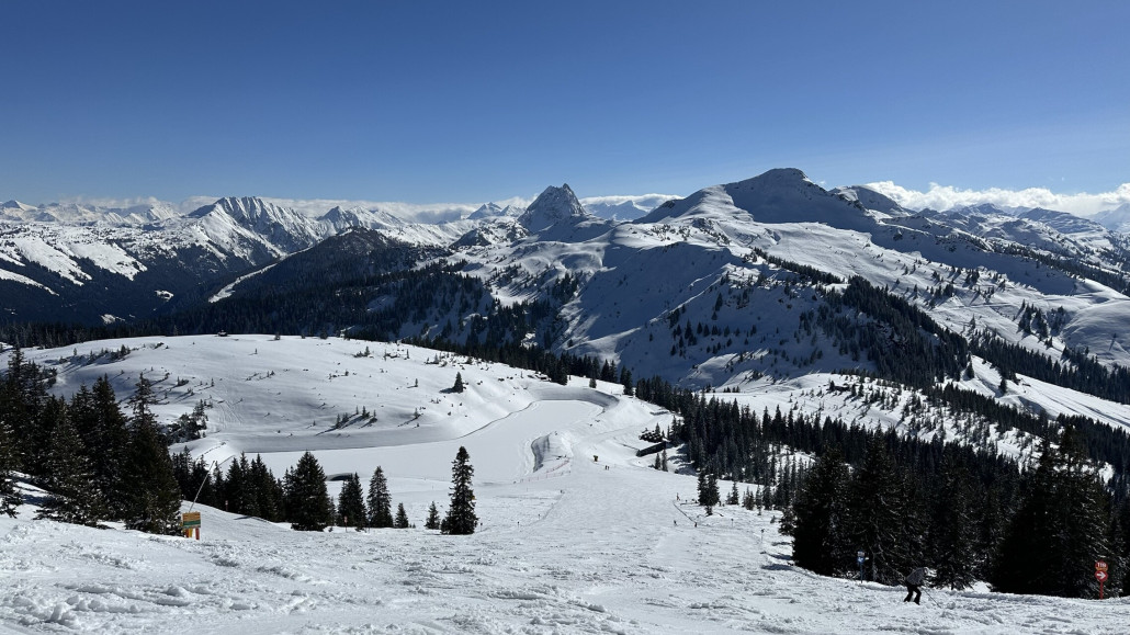 Gampenkogel. Da ist es oben bei Sonne immer schnell weicher. Idealer Sonnenplatz ... wie im Solarium.