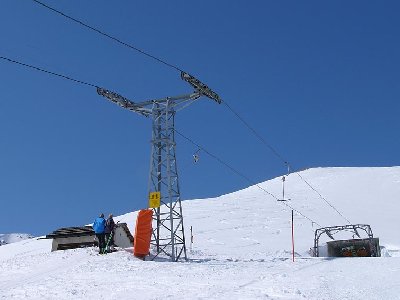 Bergstation und Abbügelstelle.
