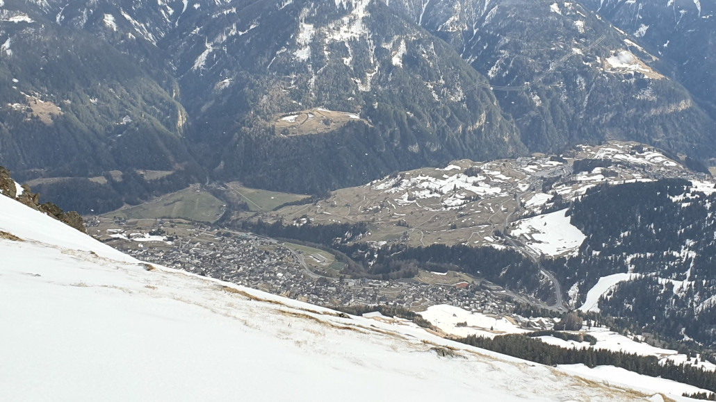 Frühlingshaftes Fiss vom Start der Frommes aus gesehen