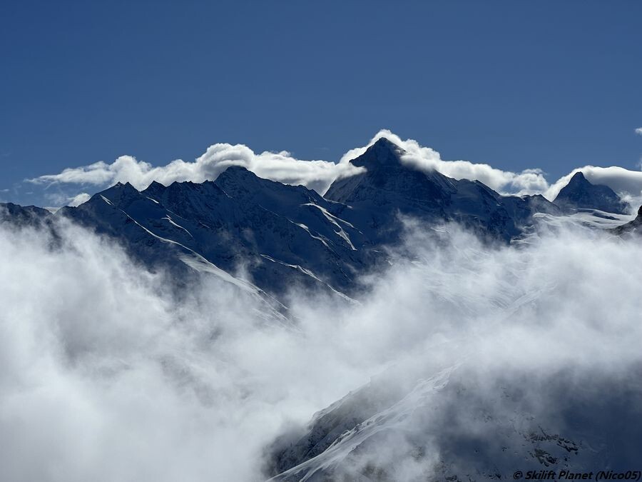 Dent-Blanc und Matterhorn von der Artzinol-Piste aus