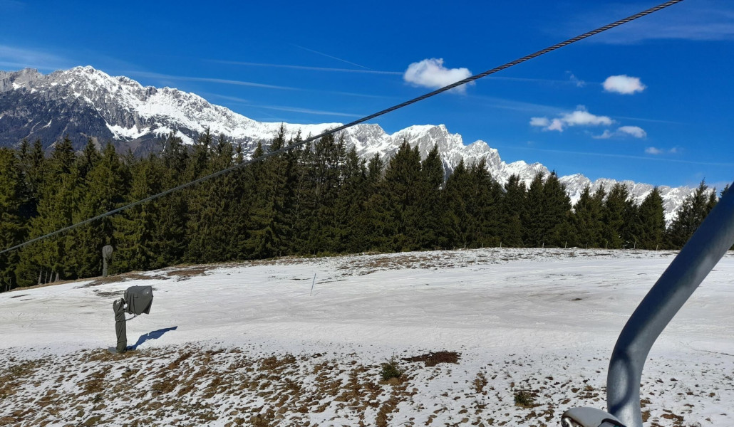 Ellmi6er: unten nicht besonders schneereich, weich