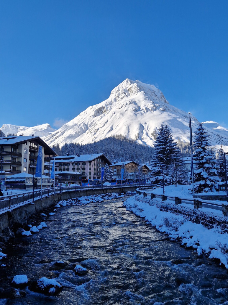 Powdermonday_LZTG_by_Markus_Hahn (1).jpg