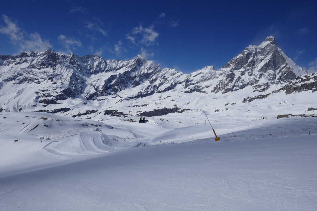 Untere WC Piste mit Zielraum und Matterhorn
