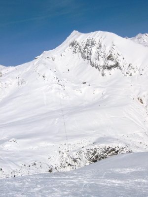 Leider unscharf. Combe Charbonnière im Zoom, darunter die DSB Chalvet.