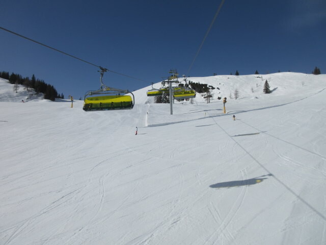 8-CLD-B Mitterhaus, darunter die Mitterhausabfahrt