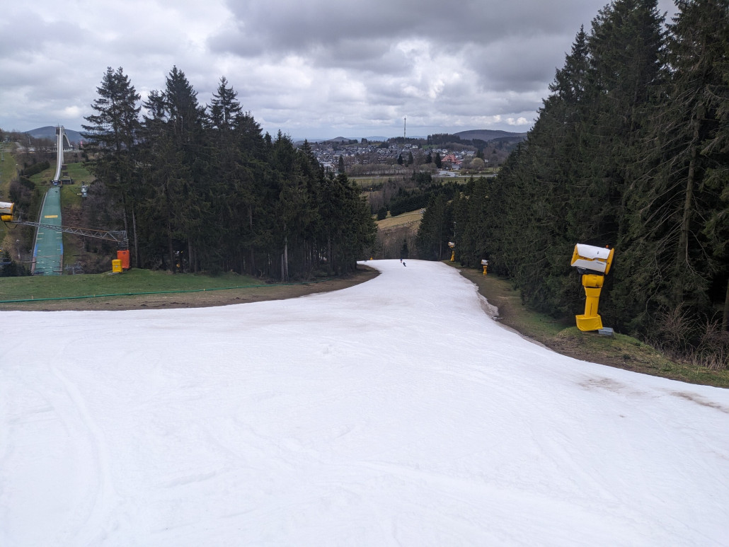 Parallelhang am 2. April