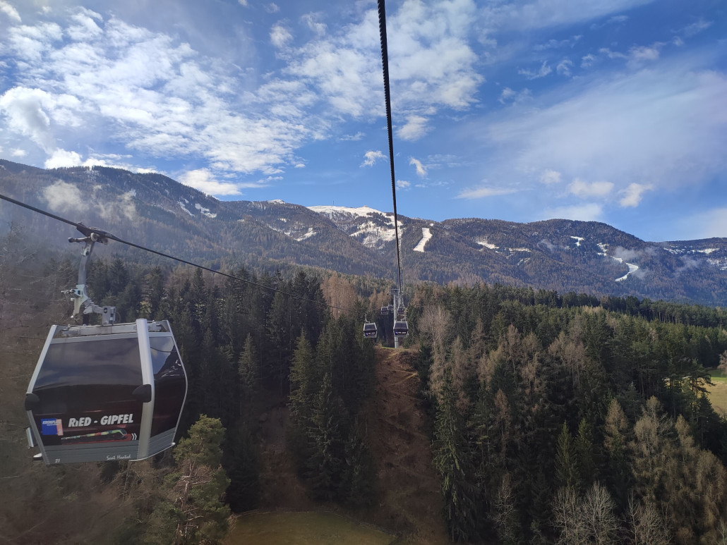 Ried (Piste zu viele Flachstellen für diesen feuchten Schnee)