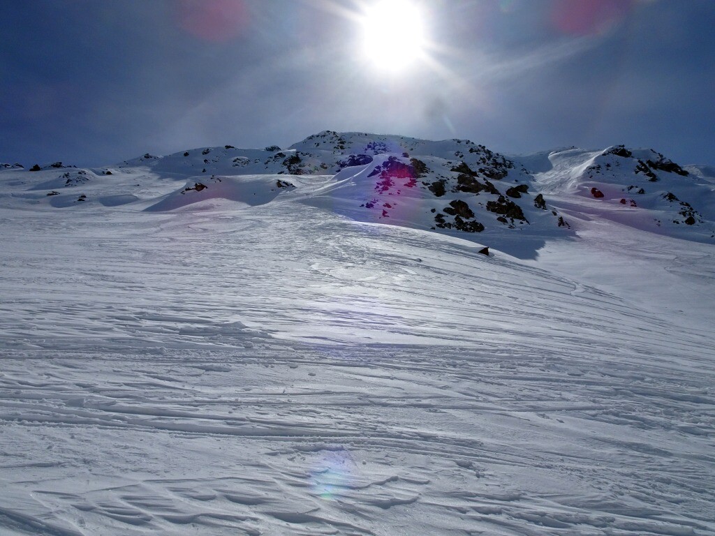 Blick hinauf zum Col.