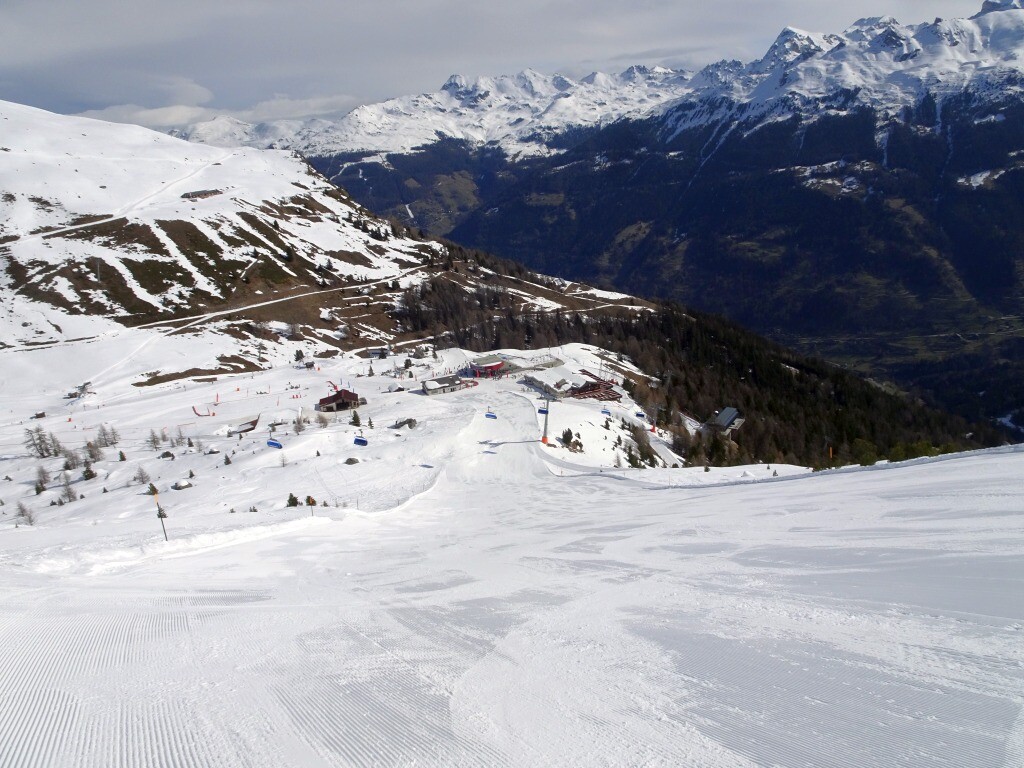 Schwarze Les Crêts oberhalb Bendolla.