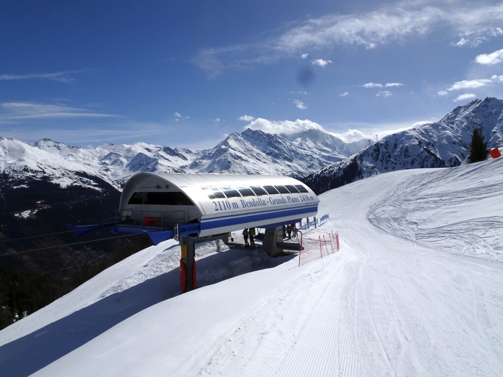 Wieder auf Bendolla bei der Talstation der 4CLD Grands Plans.