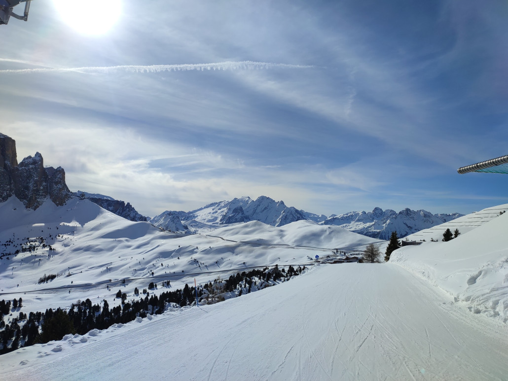 Frühs geht es auf den gefrorenen Verbindungsstücken schnell