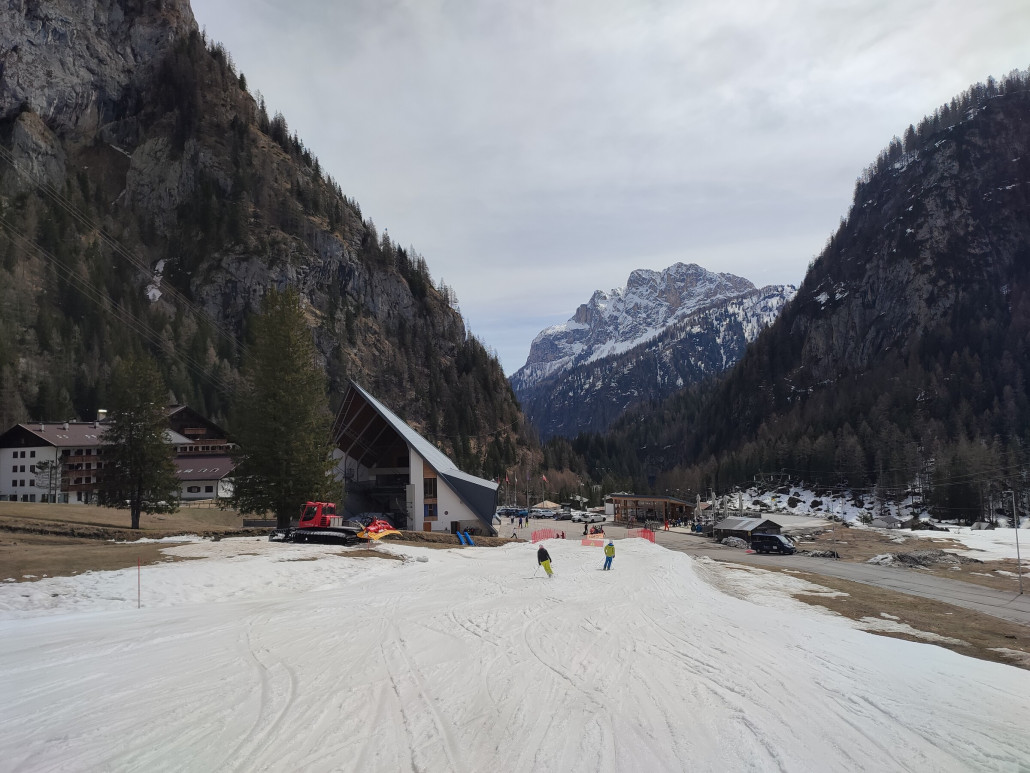 Marmolada Talstation