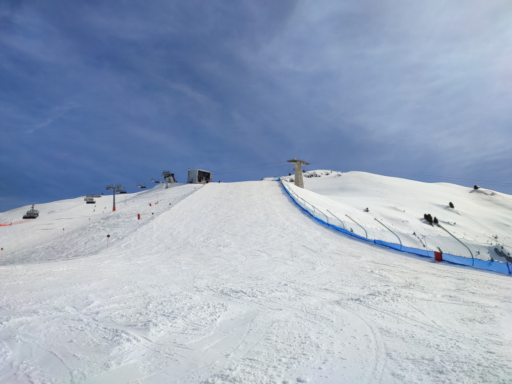Beginn Piste Diego, Col di Rosc. Der Steilhang war dann komplett plan. Scheint niemand zu fahren.