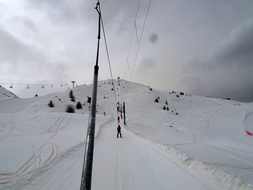 Erstmal mit dem Mont Major hinauf. Bis zu Mittag ein paar Minuten Anstehzeit an Mont-Major und Cabanon (wegen dem geschlossenen Tracuit).