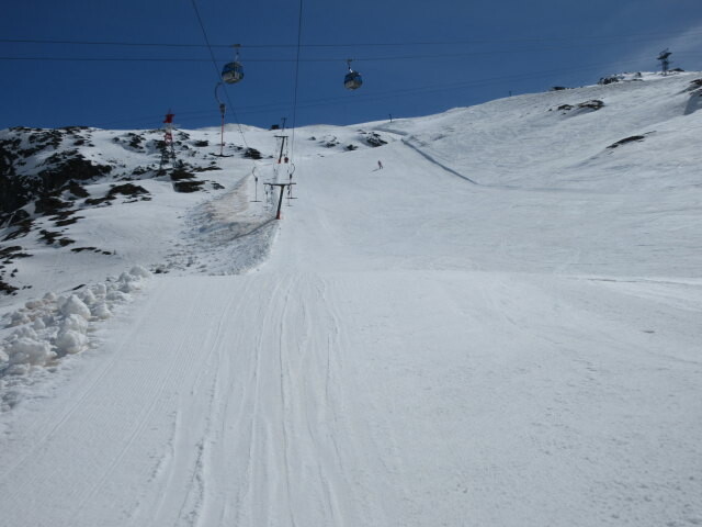 2-SL Zehner, darüber die 6-MGD Weißsee II, rechts der Zehnerhang