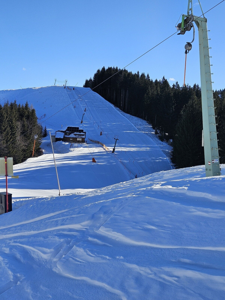 Name des Lifts vergessen. Zugehörige Piste auch perfekt.