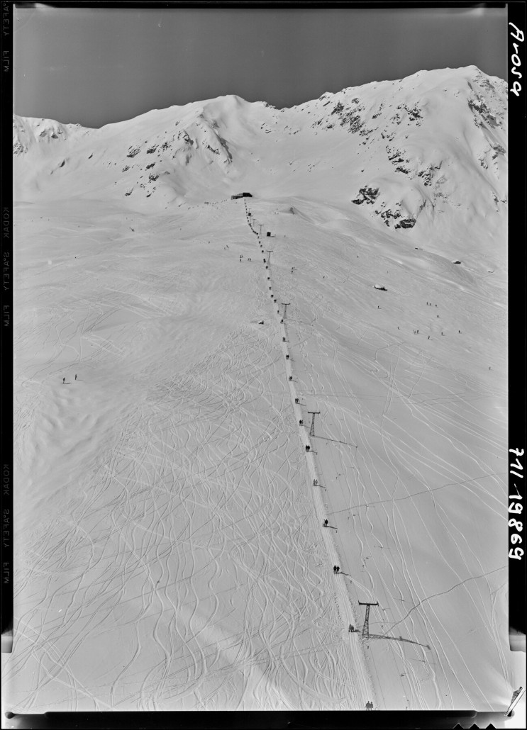 Bildnachweis und Lizenz: ETH-Bibliothek Zürich, Bildarchiv / Fotograf: Comet Photo AG (Zürich) / Com_F71-19869 / CC BY-SA 4.0