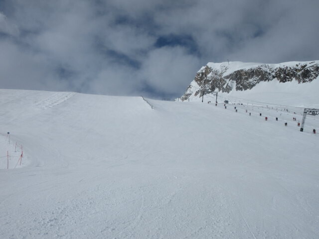 Gletscherpiste 2, rechts daneben die 2-SL Kitz
