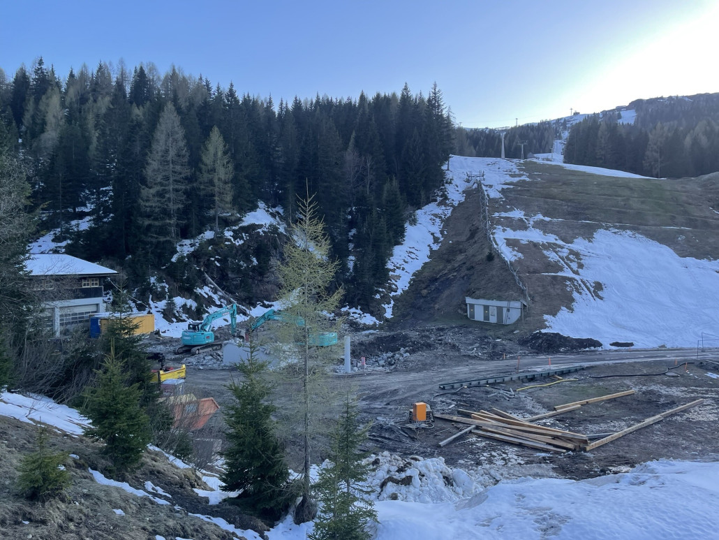 Abbrucharbeiten Tröglbahn