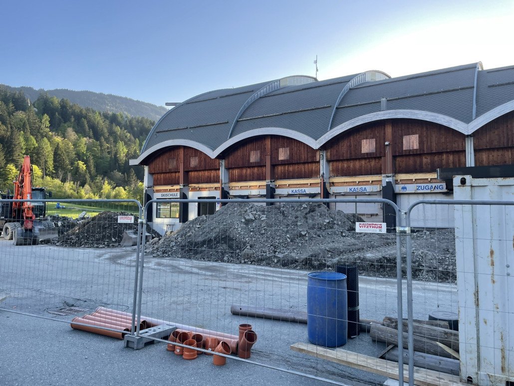 Zu- &amp; Umbau bei der Talstation Millenium-Express