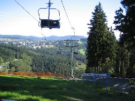 03 Lift mit Mountainbikestrecke.JPG