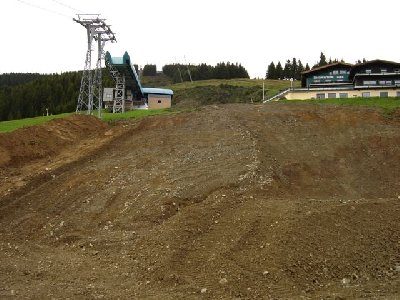 Blick &amp;quot;nach oben&amp;quot;. Hier sieht man  schön den Verlauf der neuen Trasse.