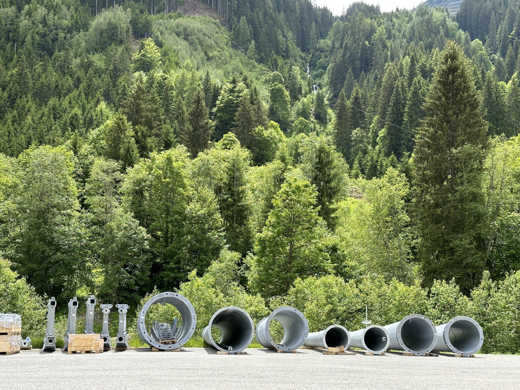 Neue Liftstützen am Parkplatz