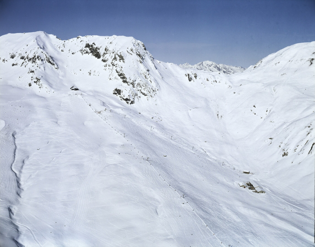 Bildnachweis und Lizenz: ETH-Bibliothek Zürich, Bildarchiv/Stiftung Luftbild Schweiz / Fotograf: Swissair Photo AG / LBS_L1-793138 / CC BY-SA 4.0