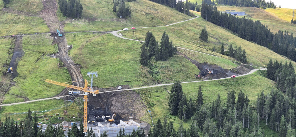 Gesamtansicht mit Bereicht rechts