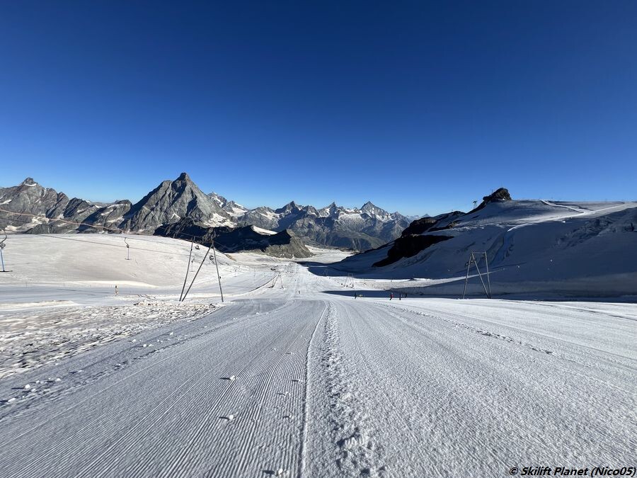 SL Plateau Rosa une Piste Ventina Glacier