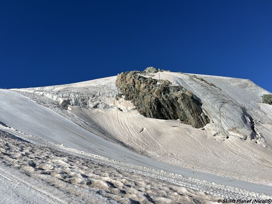 Rote Piste rechts von SL Plateau Rosa 2