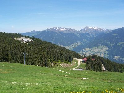 Des kann man jetzt sehen wie man will ob   <br />sie jetzt über oder unter der Krössbichlstation steht...der Hang hängt ja seitlich auch noch a weng...