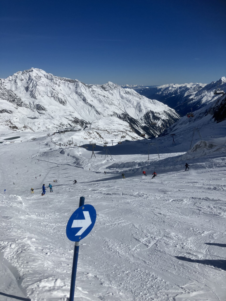Eisjoch (Piste 1 oberer Teil) gegen 11:30 Uhr -Eisjochschlepplift ohne Seil