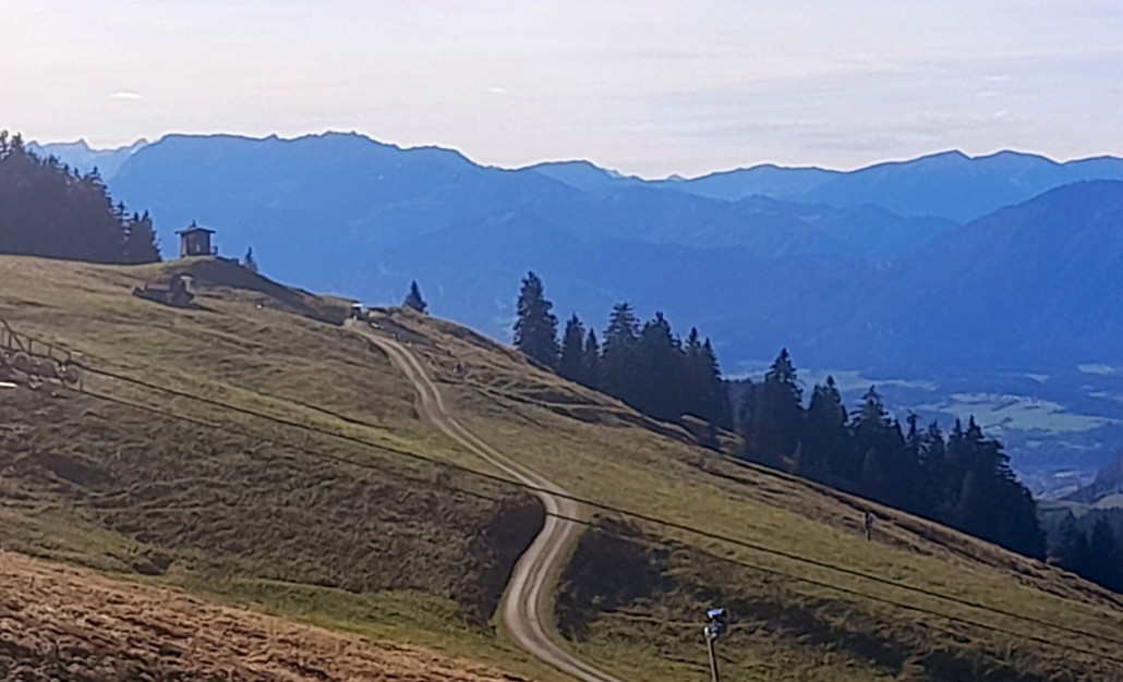 Hochalm: Seil &amp; Stützen sind demontiert