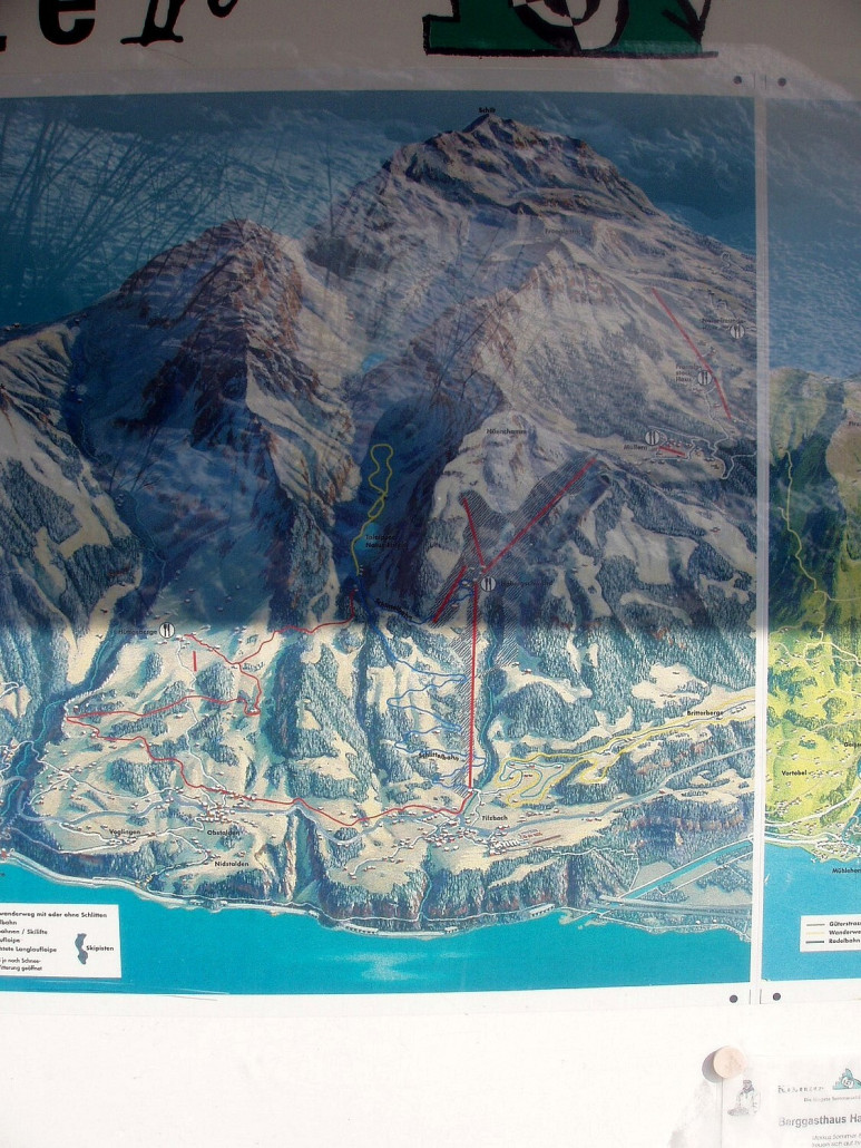 Pistenplan des Skigebietes. die Lifte rechts gehörten nicht dazu, es handelt sich um die Skilifte Schild welche heute noch bestehen und von Mollis aus erreichbar sind.