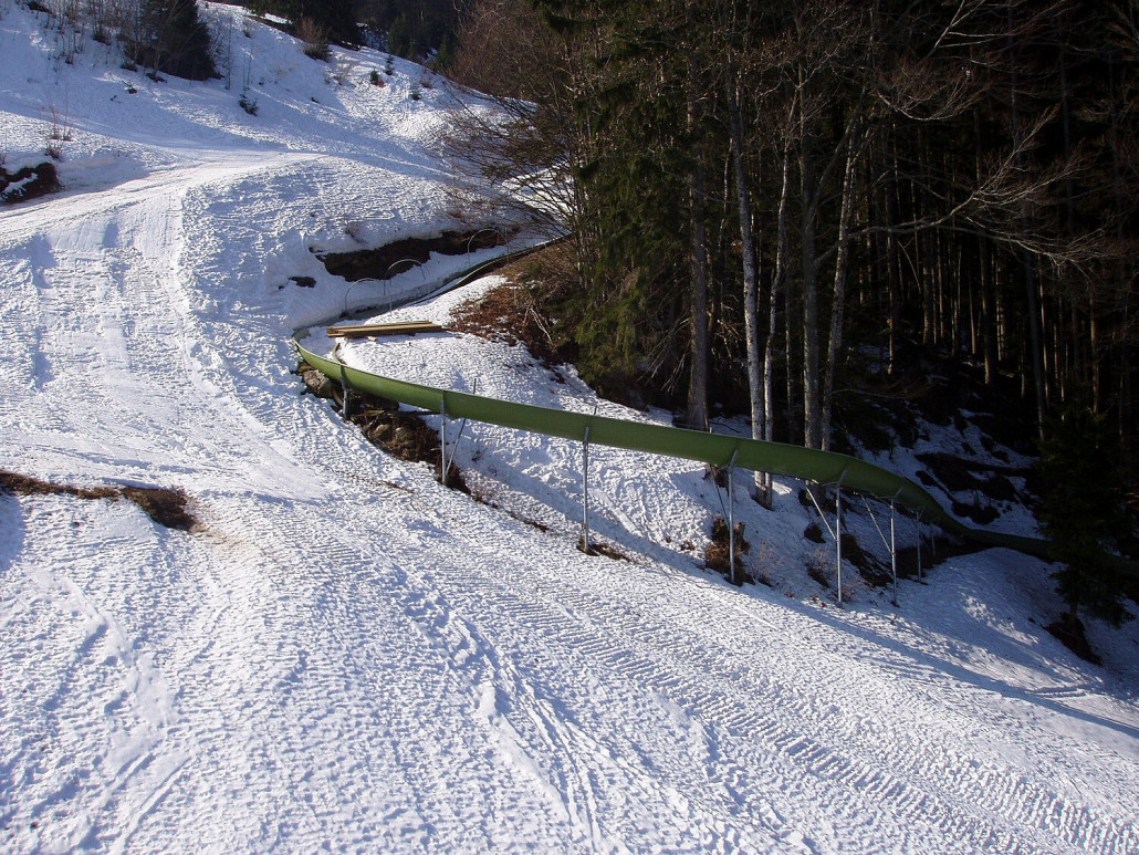 Sieht echt krass aus die Wannenbahn so aufgeständert