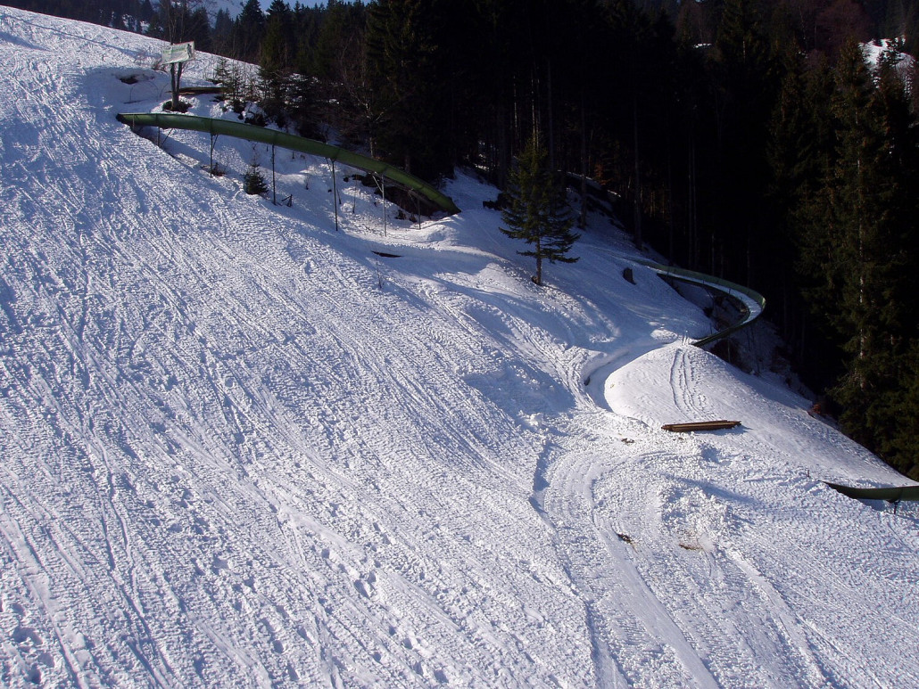 Auch hier ist die Wannenbahn so aufgeständert
