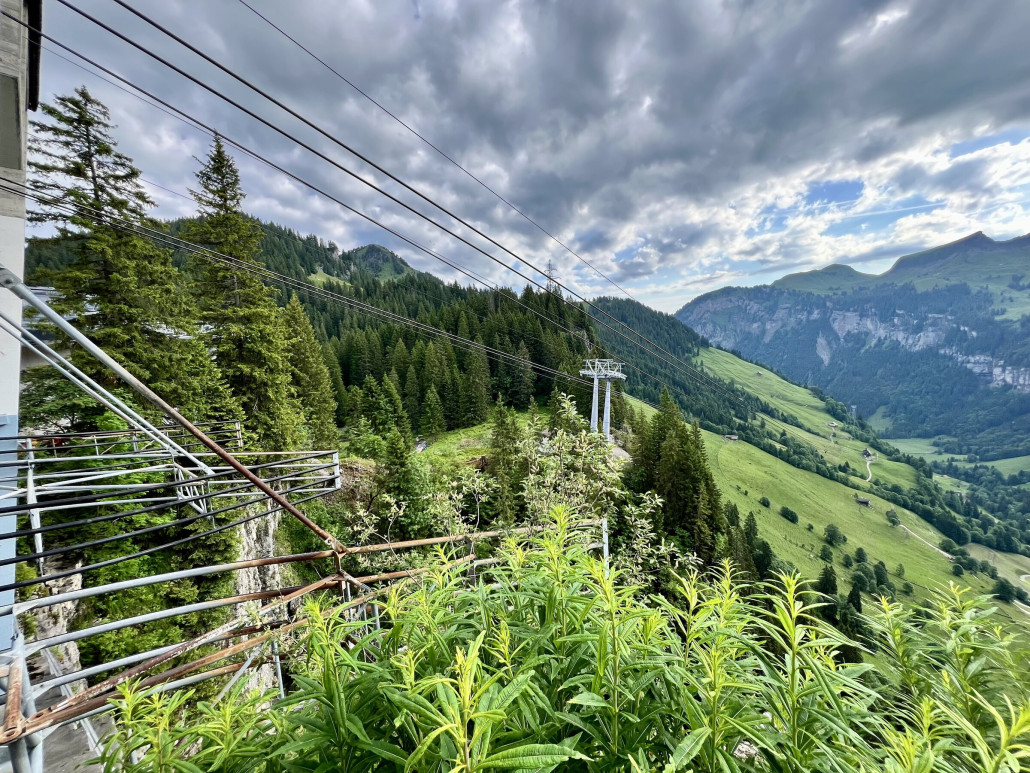 Blick auf den neuen Doppelmast