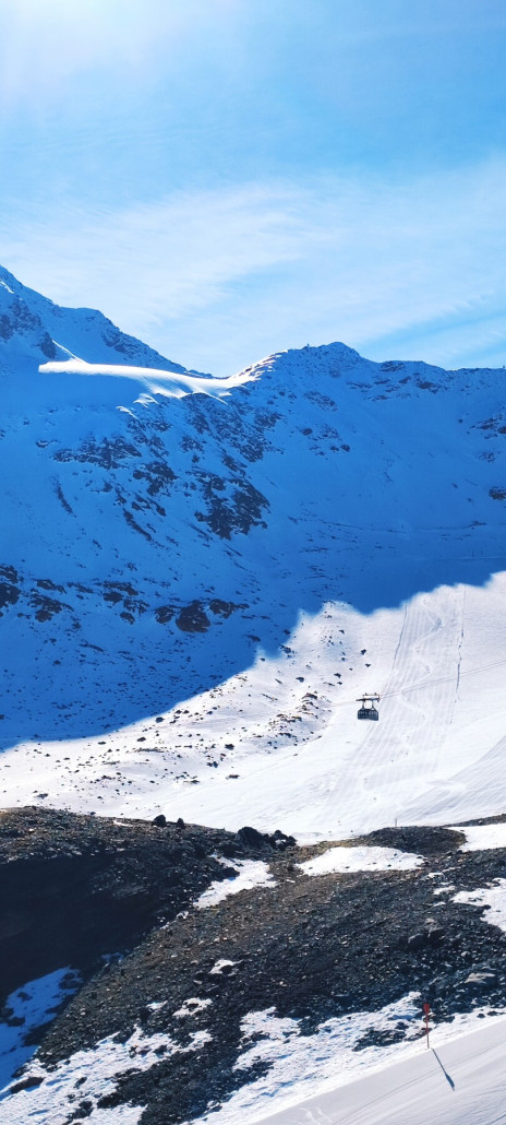 Aus der Karlesjochbahn die Falginjochbahn geknipst.
