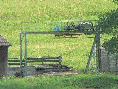 Auch vom Bahnhof aus der Skilift Zinols von Willy Bühler.