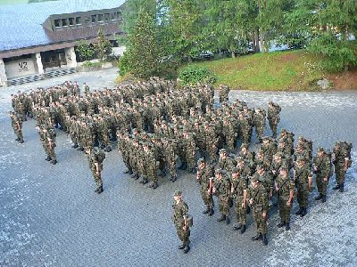 6 Uhr HV Der Tanz geht los.