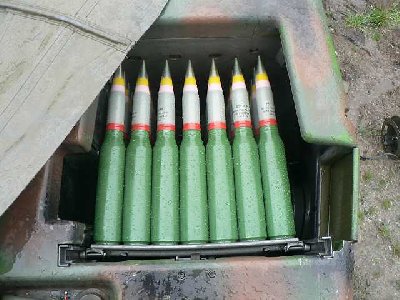 Eine Patrone kostet 450 Franken. Dass sind 300 Euros.