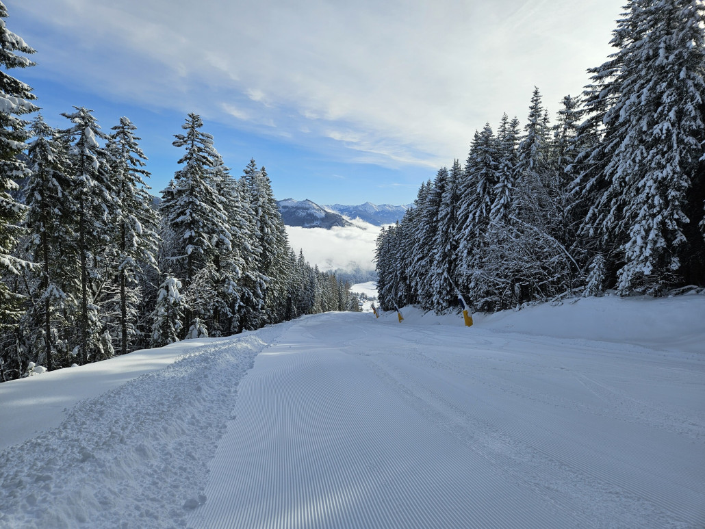 Unterer geschlossener Teil.