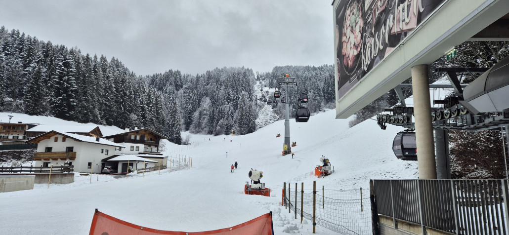 Talstation Hartkaiserbahn Piste 80 (Ellmau)