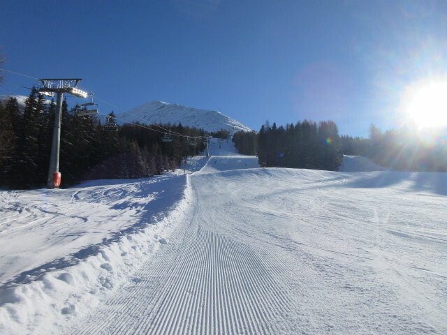 Gaislochabfahrt, links darüber der 6-CLD Gaisloch