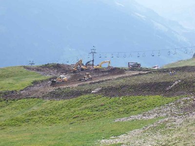 Pistenarbeiten bei der neuen 8er Sesselbahn