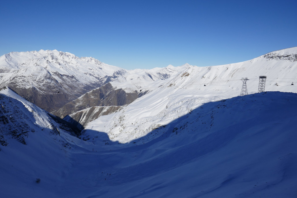 3-S und DMC Sektion 1 - Langes Spannfeld mit hohem Bodenabstand