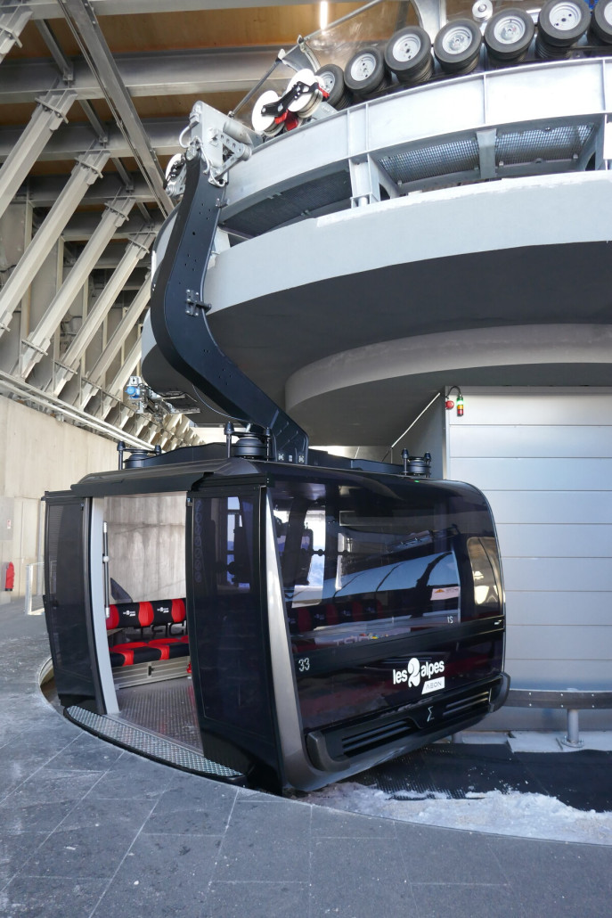 3-S Kabine in Bergstation 2. Sektion