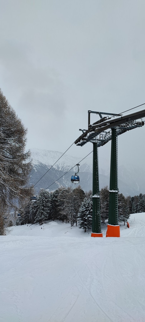 Bergstation Haideralmbahn mit Blick ins Vinschgau